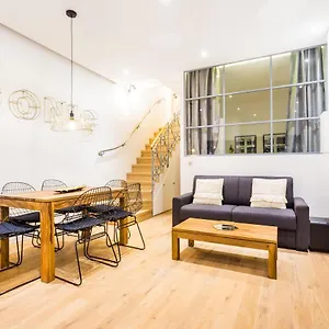 Apartment Cmg - Nation / Voltaire, Paris
